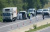 Chiếc xe tải tử thần chứa thi thể 71 người tỵ nạn bị phát hiện tại vùng Parndorf gần biên giới Áo - Hung - Ảnh: Roland Schlager (MTI/EPA)