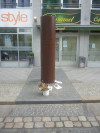 Tưởng nhớ một nạn nhân của bức tường Berlin, người tử nạn trên con đường tìm tự do (phố Zimmerstraße, Berlin)