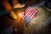 Đốt cờ Mỹ ở ngoài tòa Bạch Ốc sau khi ông Donald Trump thắng cử (“The New York Times”)