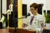 Đại biện Lâm thời Ukraine tại Việt Nam, bà Nataliya Zhynkina phát biểu tại Nhà thờ Thái Hà - Ảnh: Truyền thông Thái Hà