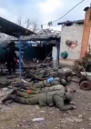 Sự kiện gây tranh cãi với 11 lính Nga tại Makiivka (Ukraine), diễn ra vào khoảng 16/11/2022 - Ảnh chụp màn hình