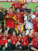 EURO 2012: KHÍA CẠNH TÀI CHÍNH