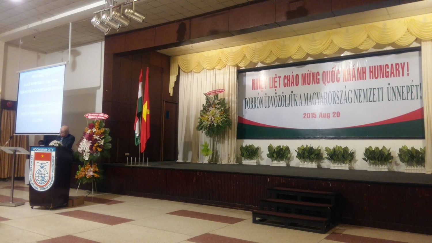 Chủ tịch Hội Việt-Hung TP. HCM phát biểu chào mừng Quốc khánh nước bạn
