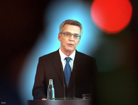 Bộ trưởng Nội vụ Đức Thomas de Maiziere - Ảnh: Paul Zinken (MTI)