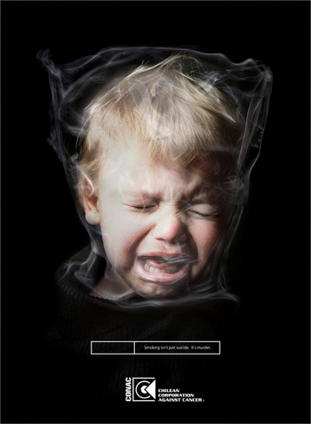 Khói thuốc lá cũng có hại đối với trẻ em - Minh họa: Internet