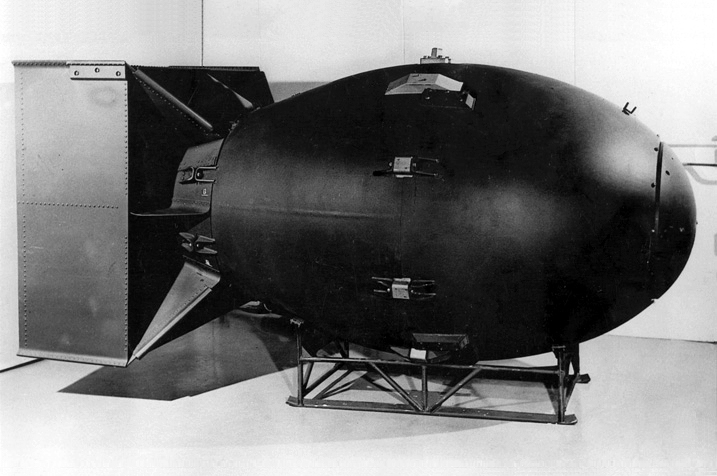 Trái bom Fat Man 9.000 pounds plutonium - Ảnh: Bộ Quốc phòng Mỹ