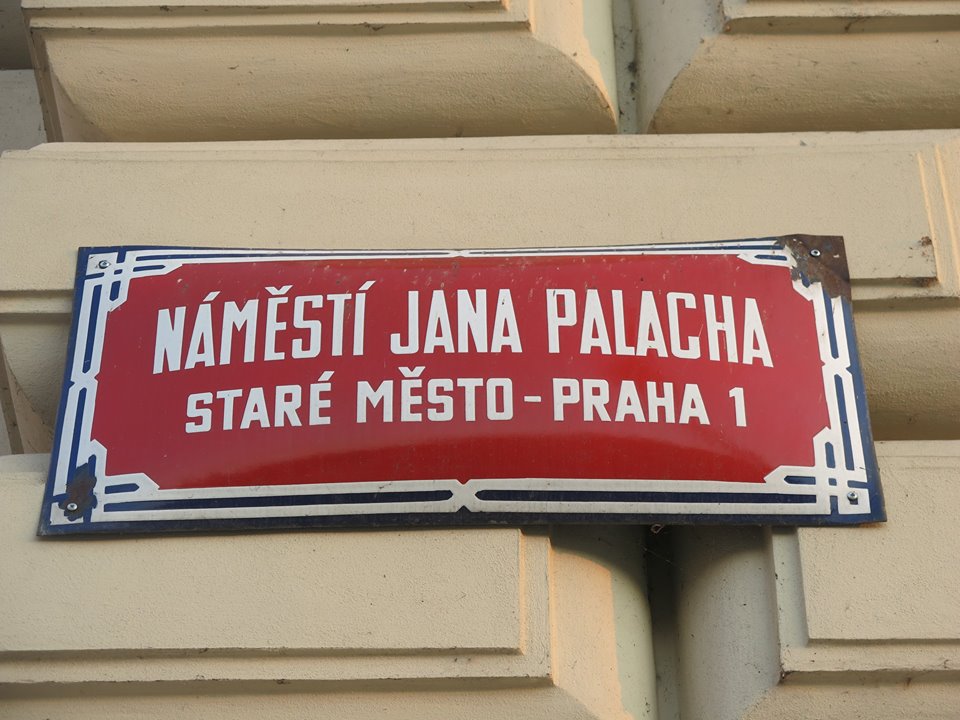 Quảng trường mang tên Jan Palach ở khu phố cổ Praha