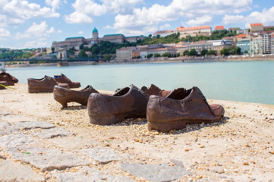 “Những đôi giày bên bờ sông Danube”, tượng đài tưởng niệm các nạn nhân của holocaust Hungary thời Đệ nhị Thế chiến