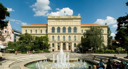 Đại học Tổng hợp TP. Szeged - Ảnh: Internet