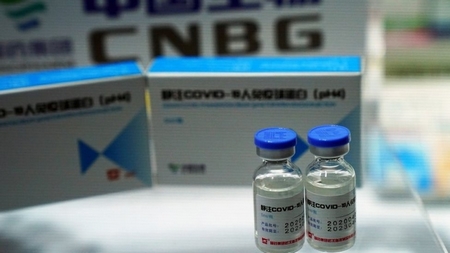 Vaccine của Sinopharm đang là mối quan tâm của công luận Hungary - Ảnh: Reuters