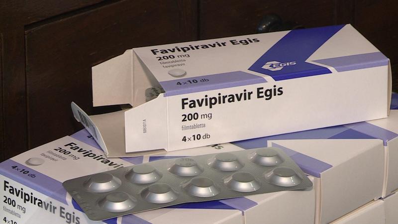 EMMI: “Việc ghi đơn thuốc Favipiravir có thể cứu nhiều tính mạng” - Ảnh: koronavirus.gov.hu