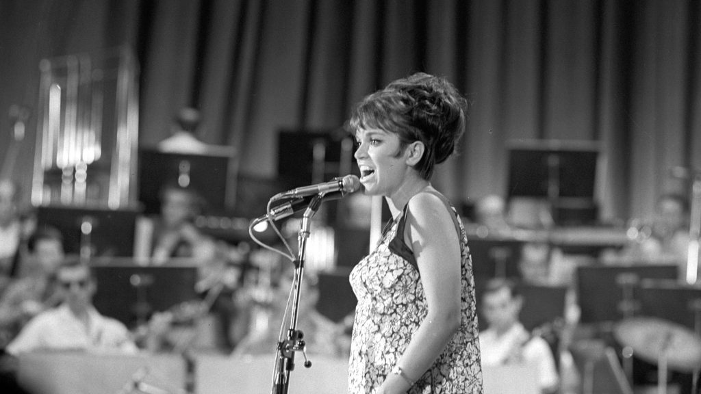 Nữ danh ca của các kỳ đại nhạc hội, tháng 7/1969 - Ảnh: Tormai Andor (MTI)