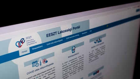 Hệ thống Dịch vụ Y tế Điện tử (EESZT) ghi nhận mọi thông tin y tế cá nhân của công dân tại Hungary - Ảnh: Kaszás Tamás (index.hu)