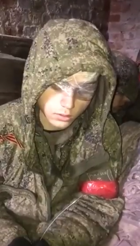 Có rất nhiều lính trẻ trong đạo quân Nga tại Ukraine - Ảnh chụp màn hình