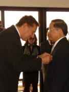 MỘT NGƯỜI VIỆT NAM ĐƯỢC TẶNG HUÂN CHƯƠNG CHỮ THẬP CÔNG CHỨC CỘNG HÒA HUNGARY