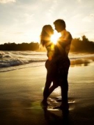 Truyện ngắn của Hoàng Yến Anh: ĐI HẾT ĐÊM NAY