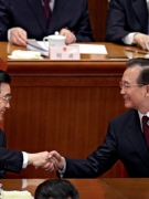 TRUNG QUỐC: NHỮNG BẤT AN VỀ KINH TẾ VÀ CẢI TỔ