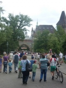 CHUYỆN Ở XỨ NGƯỜI