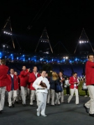 ĐẠI BẠI TẠI THẾ VẬN, ĐOÀN THỂ THAO ÁO BỊ CHỈ TRÍCH