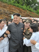 KIM CHÍNH ÂN VÀ CHỨNG “CUỒNG LÃNH TỤ”