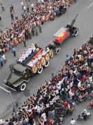 MTI ĐƯA TIN VỀ LỄ TANG 'NGƯỜI CHIẾN THẮNG HOA KỲ”