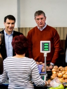 Bầu cử Quốc hội Hungary: ÁP DỤNG LUẬT MỚI, CÁNH TẢ ĐẠI BẠI