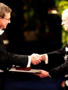 Orhan Pamuk: “VỚI TÔI QUÁ KHỨ LÀ NIỀM AN ỦI” (Phần cuối)