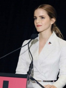 Emma Watson: “NẾU KHÔNG PHẢI BÂY GIỜ, THÌ BAO GIỜ?”