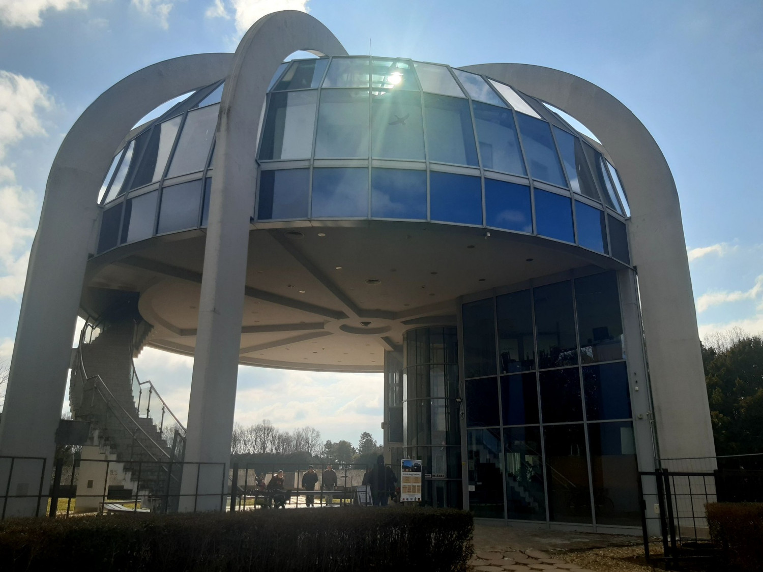 481080020 10162077406592655 7514940768021772751 n