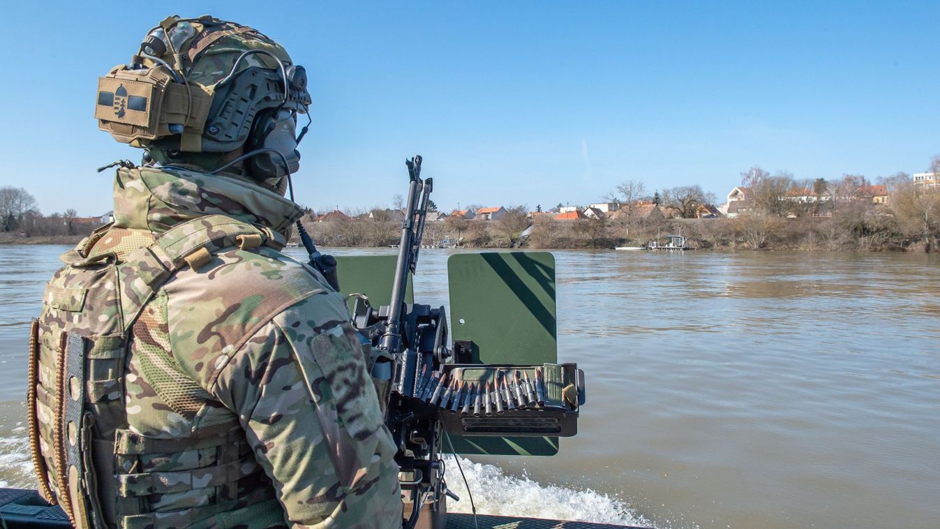 HUNGARY SIẾT CHẶT KIỂM TRA AN NINH, ĐỀ PHÒNG KHỦNG BỐ