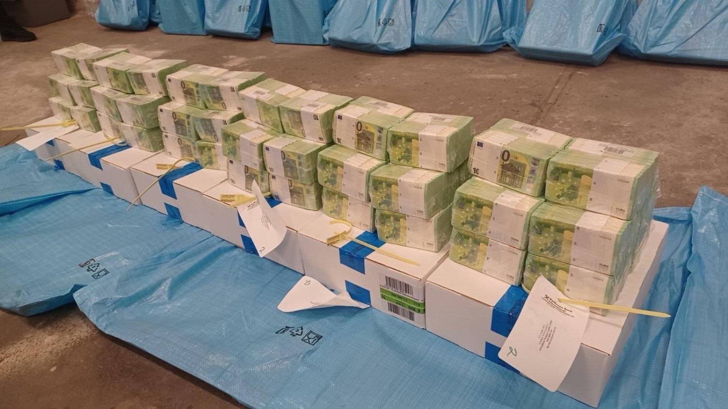 Phía Ukraine: "DẤU ẤN CỦA NGA SAU CÁC HÀNH ĐỘNG KHIÊU KHÍCH CỦA HUNGARY"